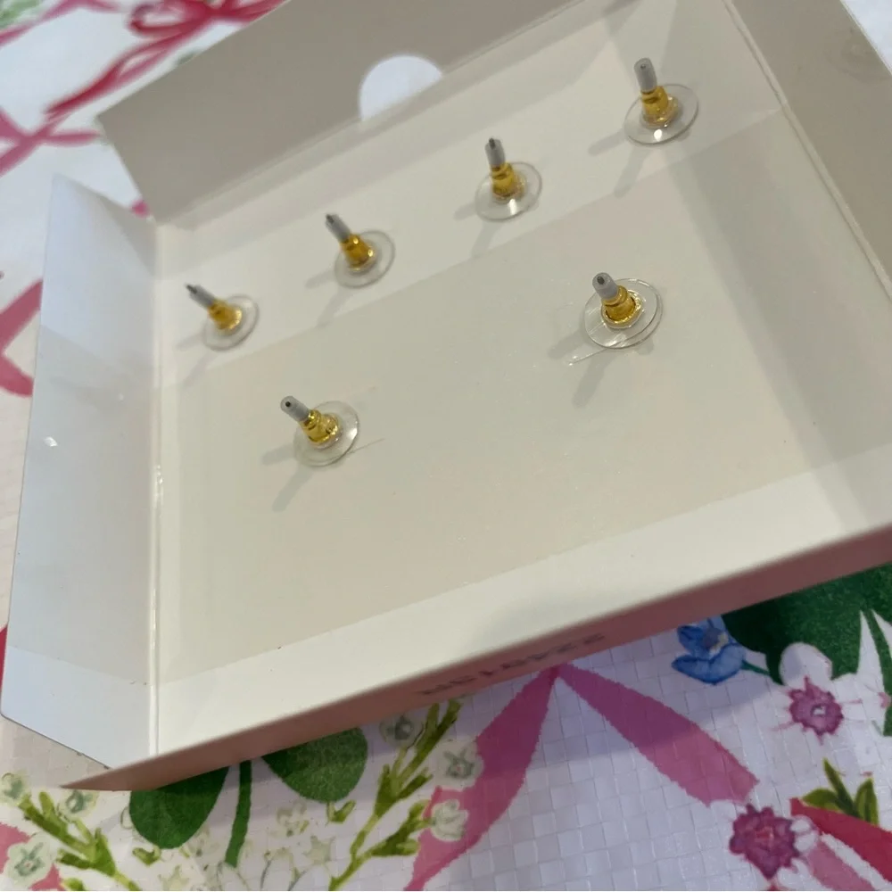 Juicy Couture Set of 3 Earrings (JC Hearts, Shields and Keyholes) New in Box - Picture 6 of 16